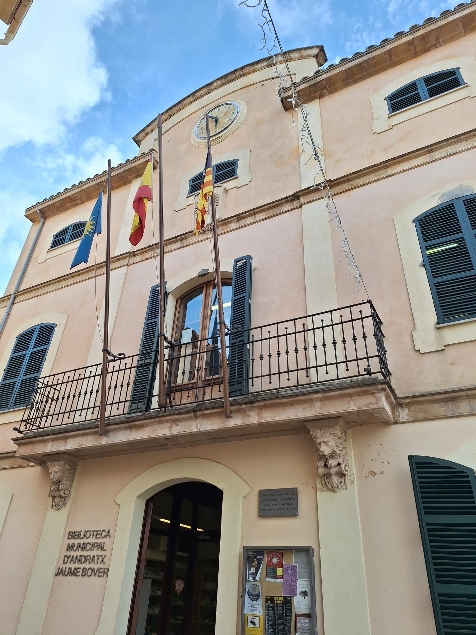 Stadtbibliothek Jaume Bover Pujol - Andratx (Mallorca) | VISIT ANDRATX