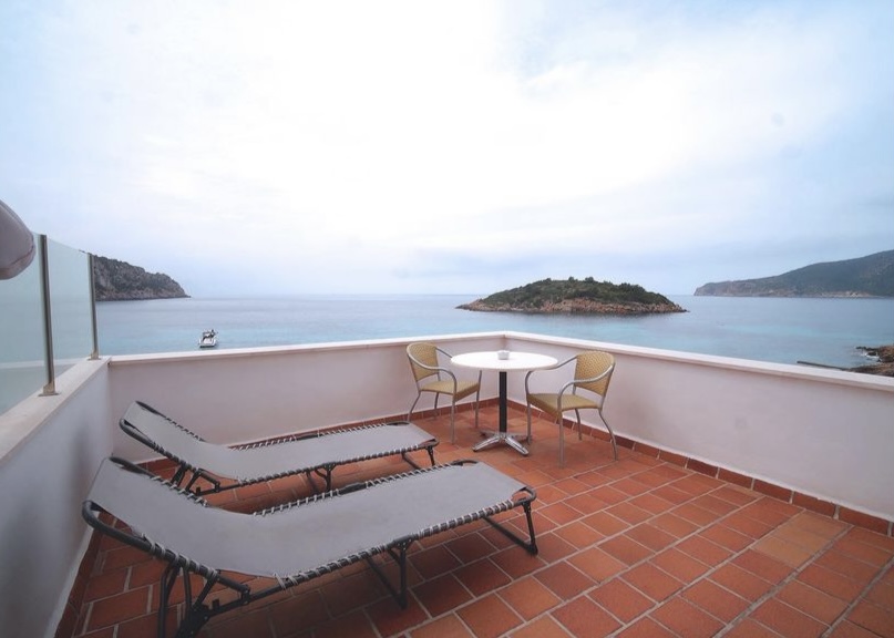 Hostal Dragonera - Andratx (Mallorca) | VISIT ANDRATX
